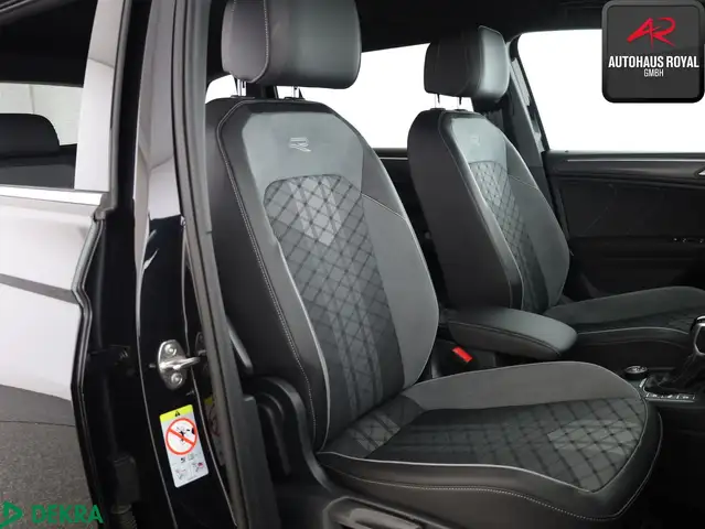 Volkswagen Tiguan Allspace view 11