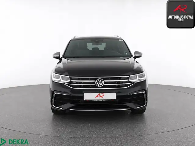 Volkswagen Tiguan Allspace view 8