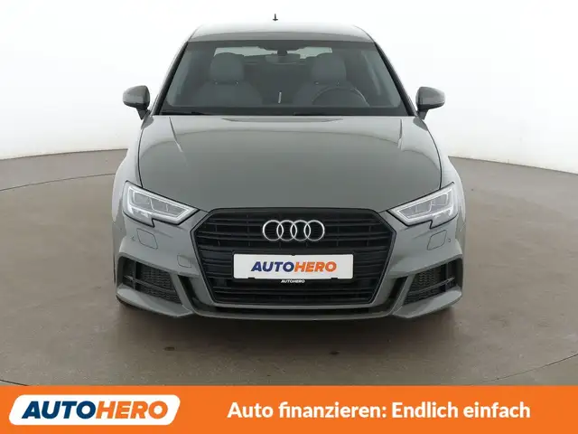 Audi A3 view 9