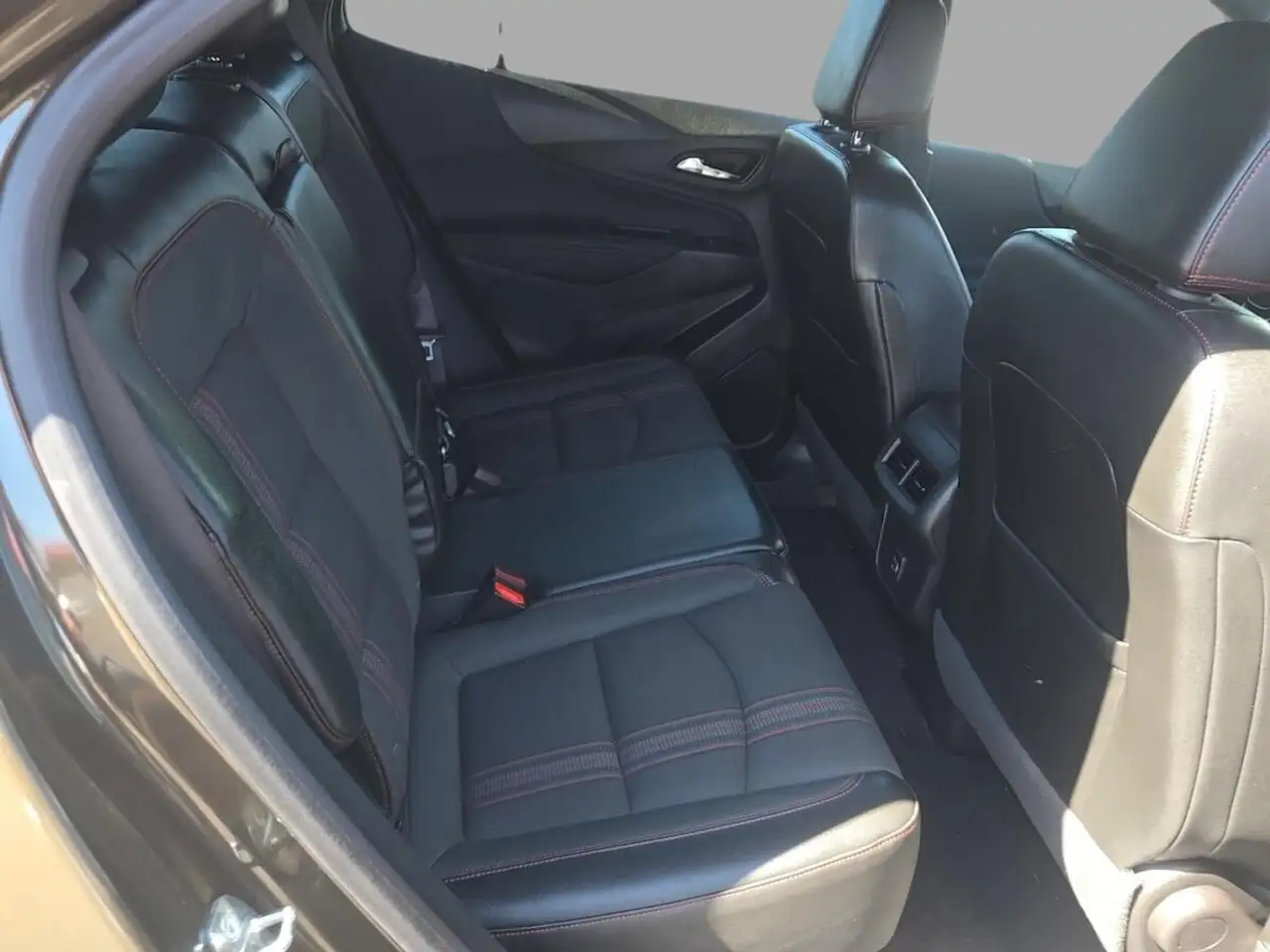Chevrolet Equinox снимка Chevrolet Equinox
