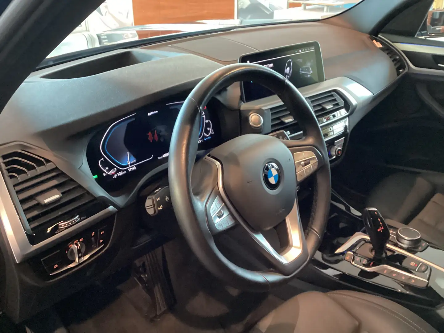 BMW X3 xDrive30e xLine Head-Up HiFi DAB LED WLAN Blau - 2