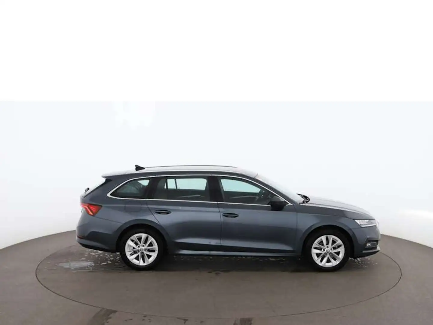 Skoda Octavia Combi 2.0 TDI Style Aut LED RADAR NAVI Gri - 2