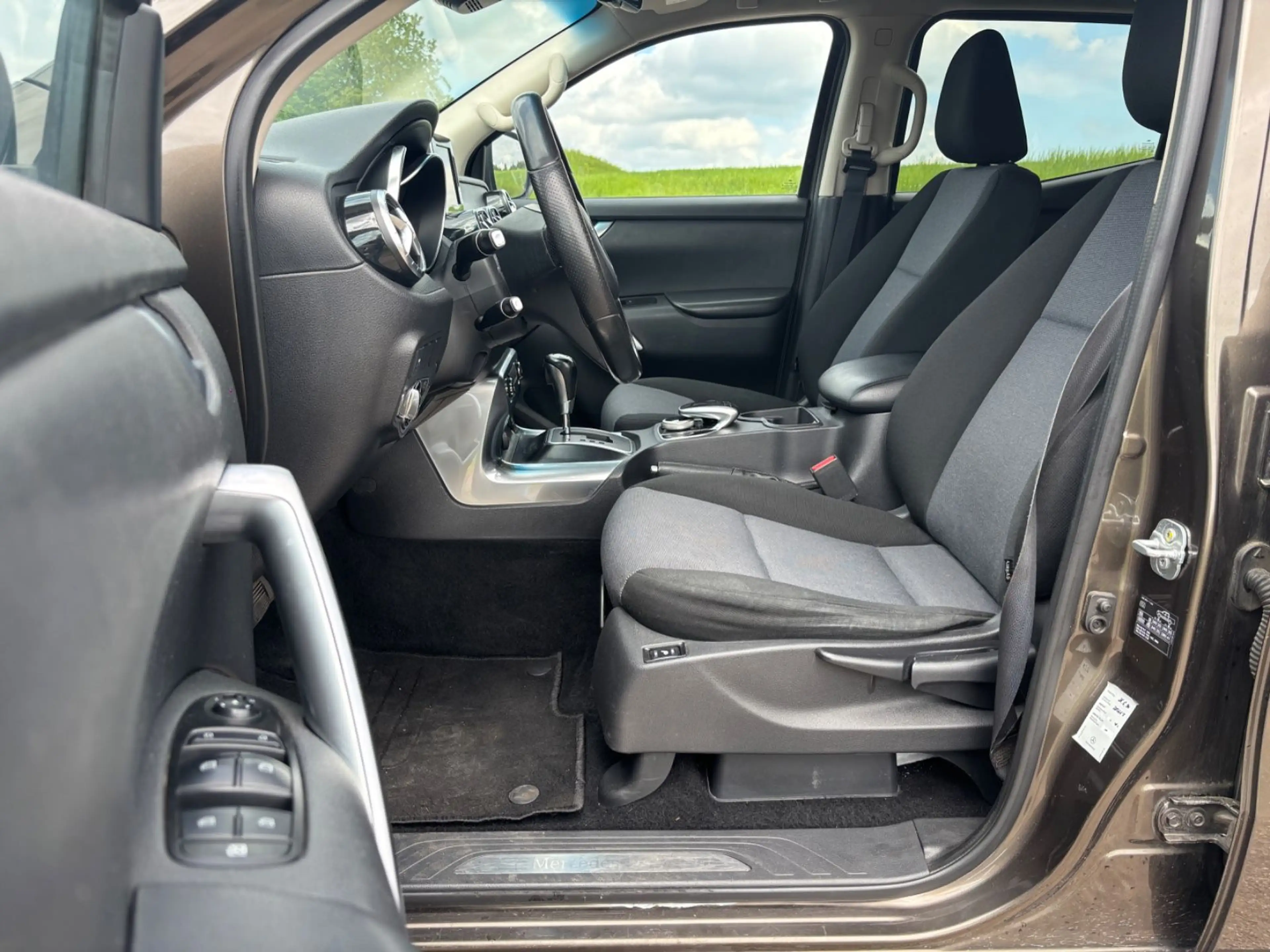 Mercedes-Benz X 250 d 4Matic Doppelkabine Edition Progressiv — photo 15