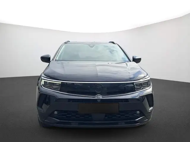 Opel Grandland X view 3