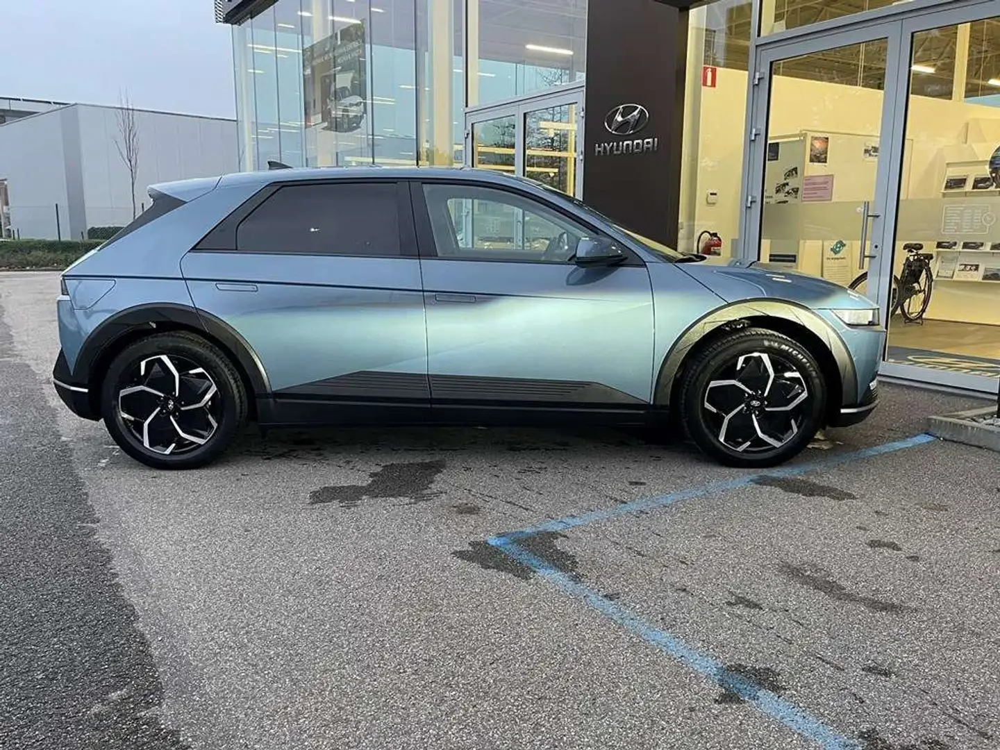 Hyundai IONIQ 5 Core 58kWH Bleu - 2