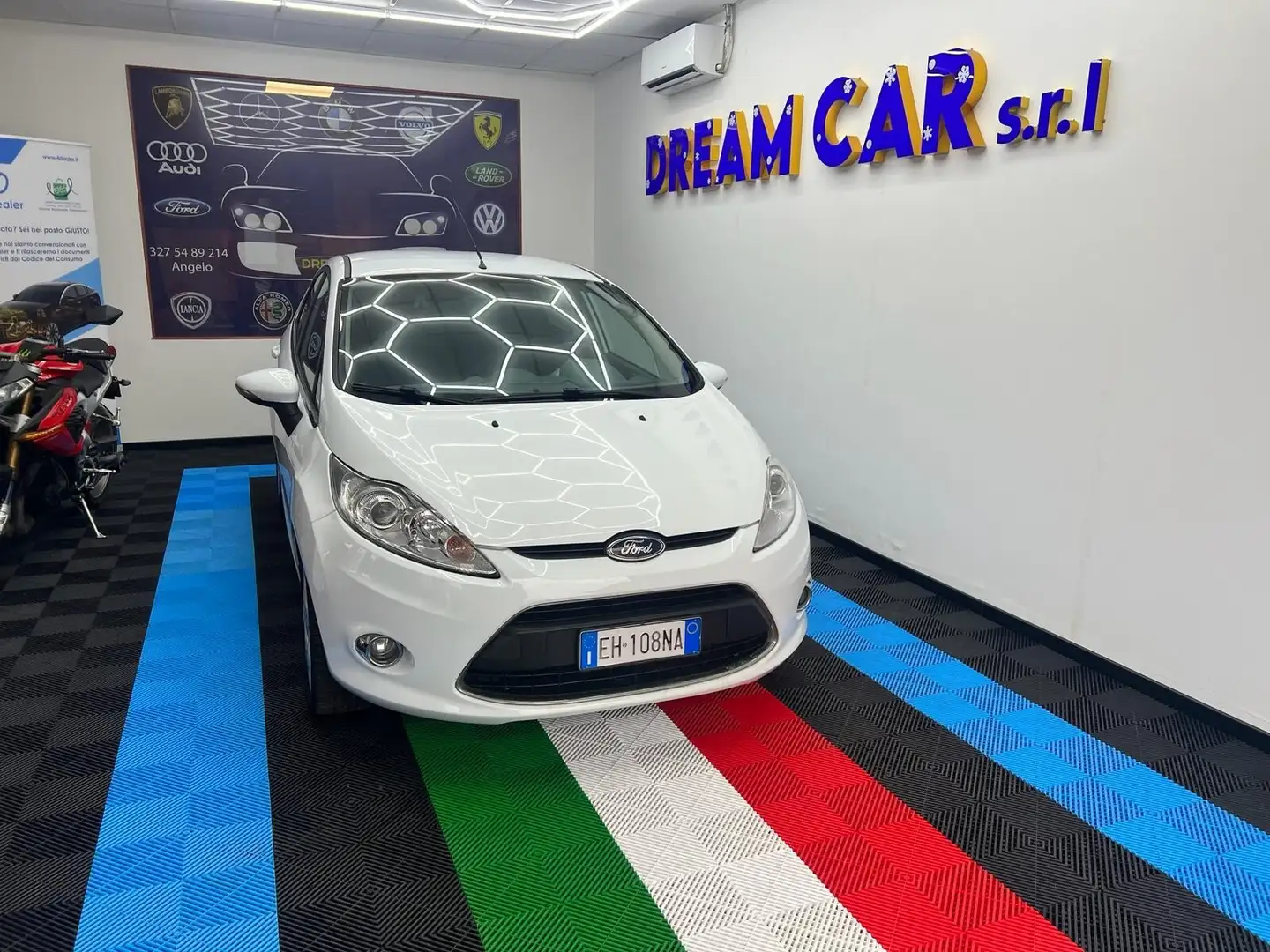 Ford Fiesta Fiesta 1.4 TDCi 70CV 5 porte Blanc - 1