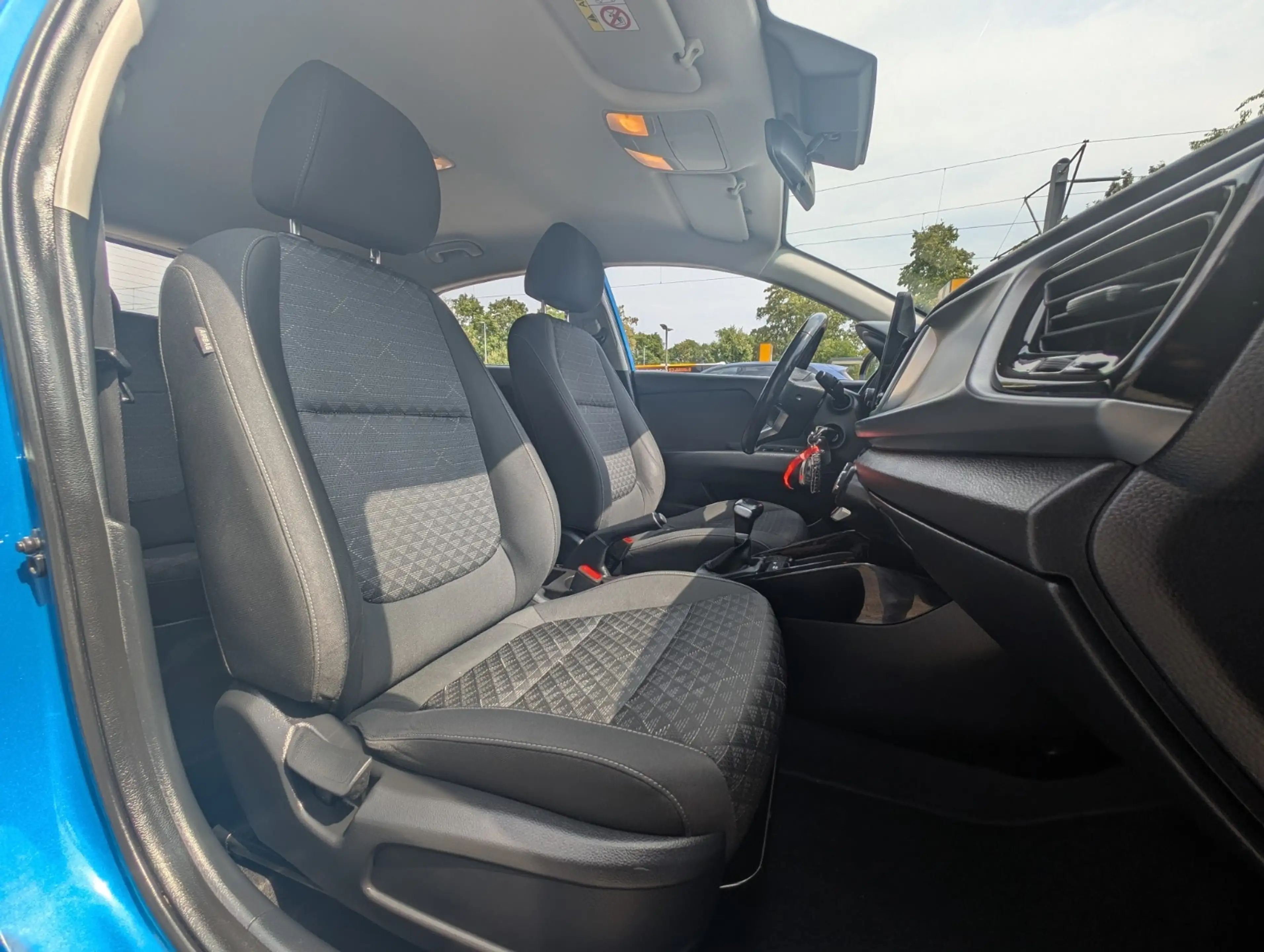 Kia Rio Rio Style DCT. Kamera. KLIMAAUT. CarPlay — photo 8