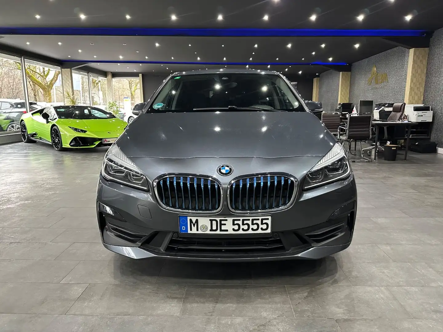 BMW 225 225 XE Active Tourer Steptronic /NAVI /PDC Gris - 2