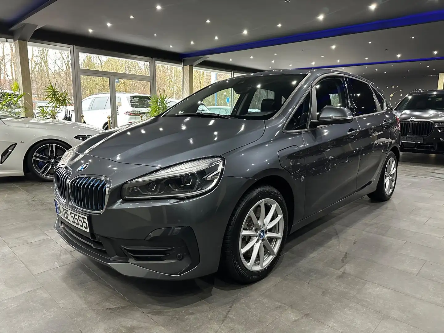 BMW 225 225 XE Active Tourer Steptronic /NAVI /PDC Gris - 1