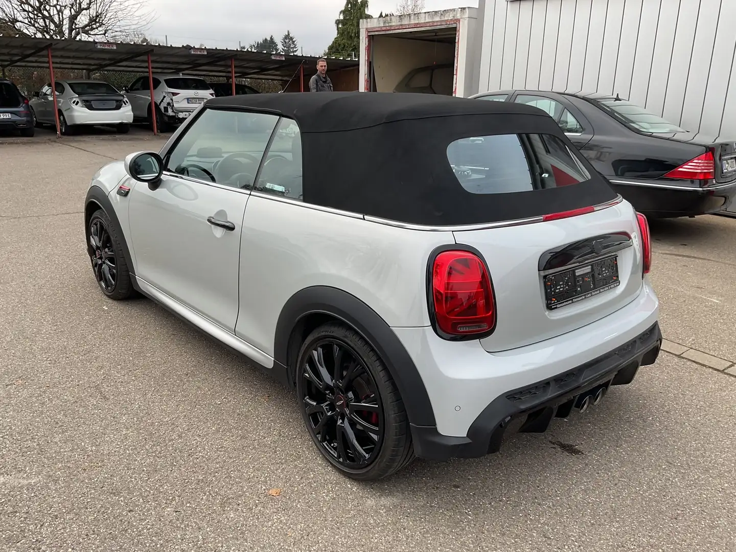 MINI John Cooper Works Cabrio John Cooper Works Trim, Leder, Navi, Harman Kardon Silver - 2