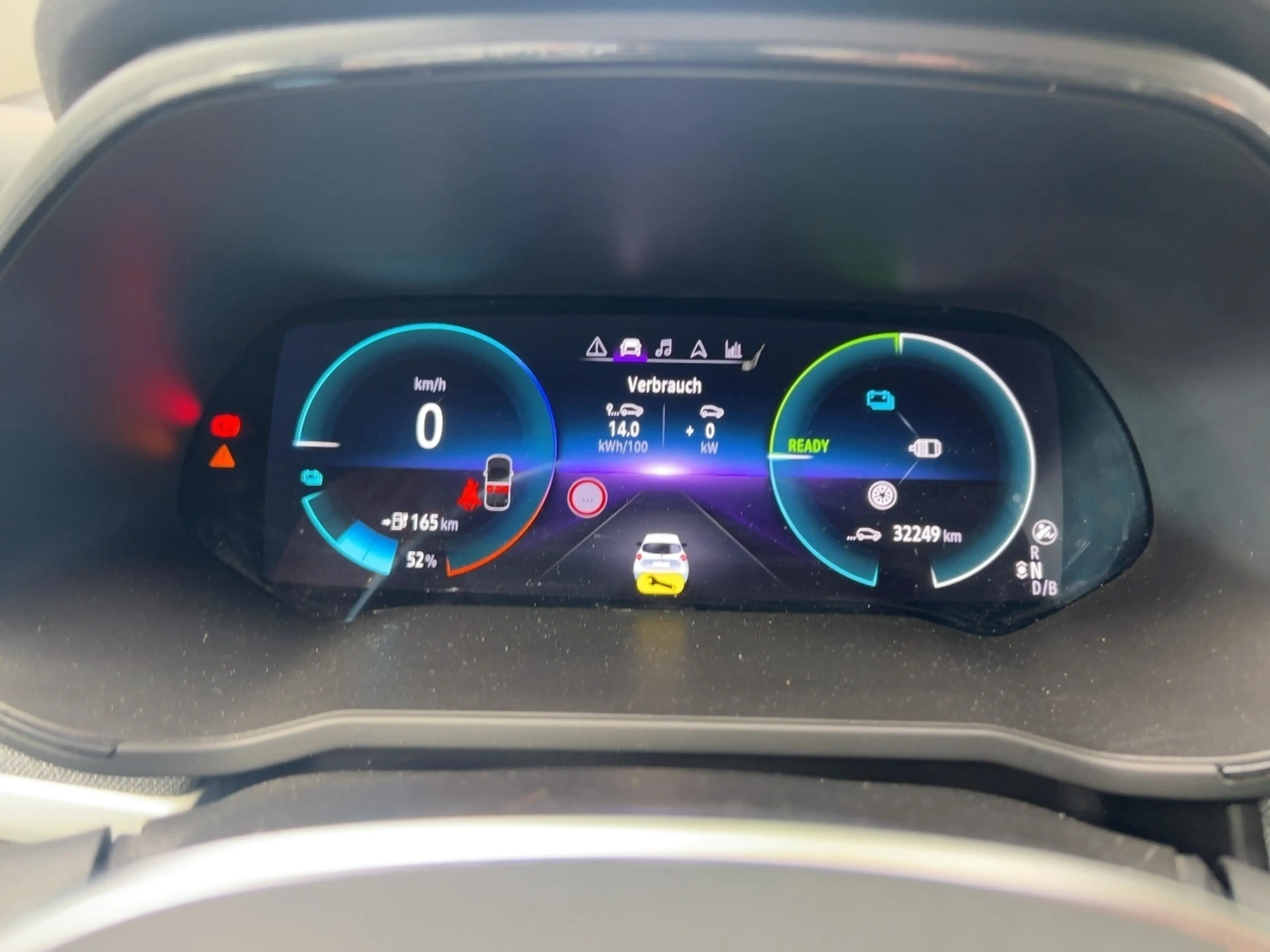 Renault ZOE Evolution EV50 110hp PDC — photo 13