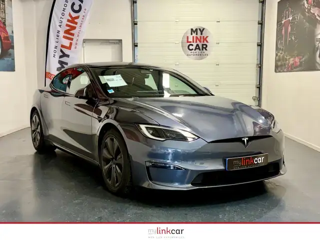 Tesla Model S Model S Plaid  Tri Motor MY22  phase 3