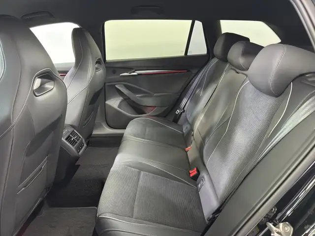 Skoda Superb view 15