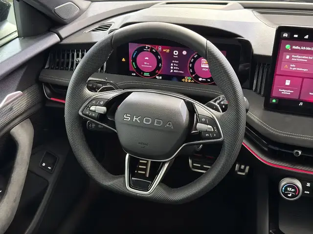 Skoda Superb view 8