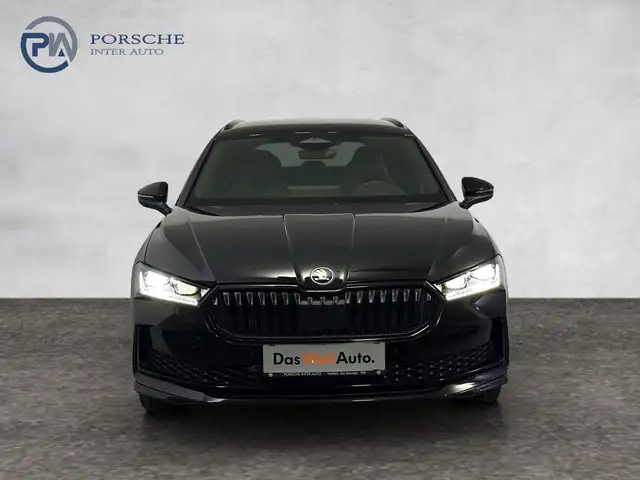 Skoda Superb view 2