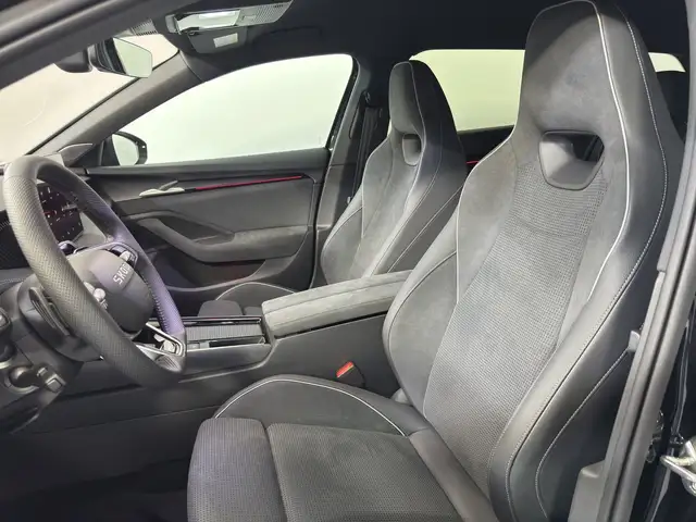 Skoda Superb view 13