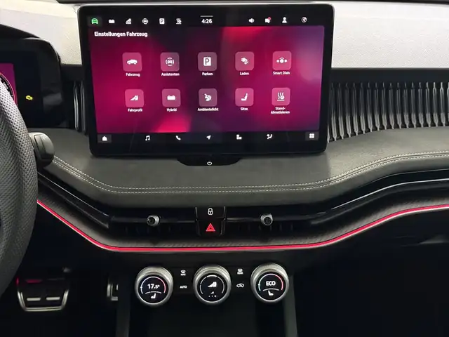 Skoda Superb view 10