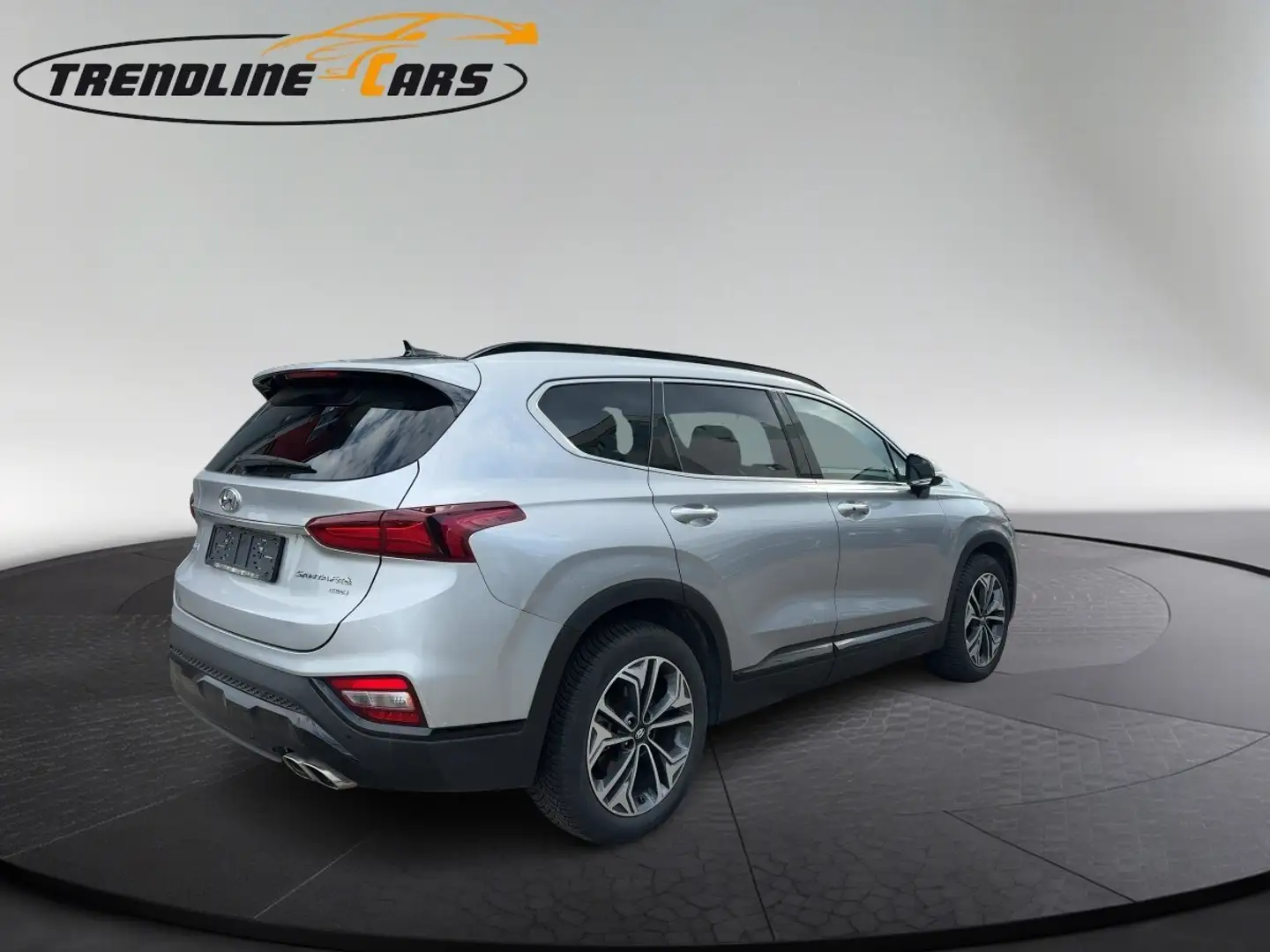 Hyundai SANTA FE Santa Fe 2,2 CRDi 4WD Level 6 Aut. Silber - 2
