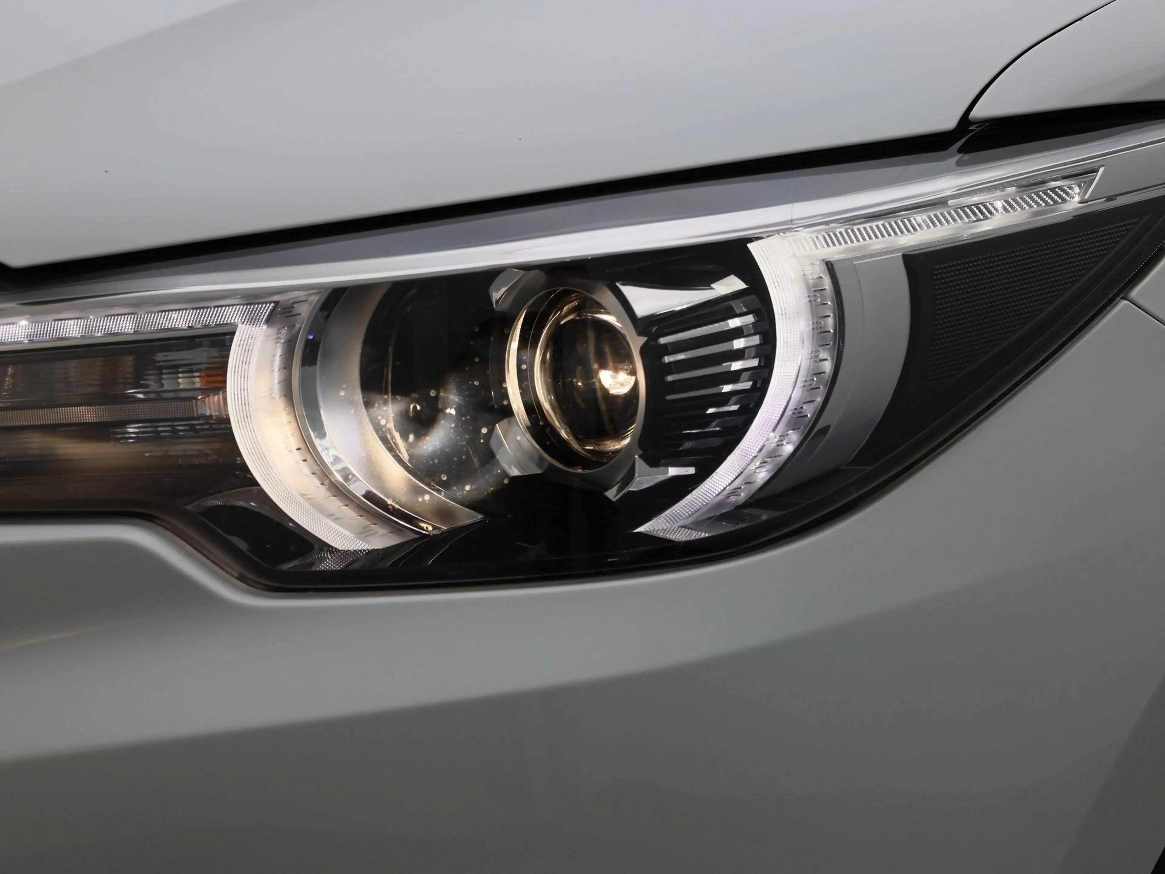 MG ZS EV Luxury 45 kWh — photo 15