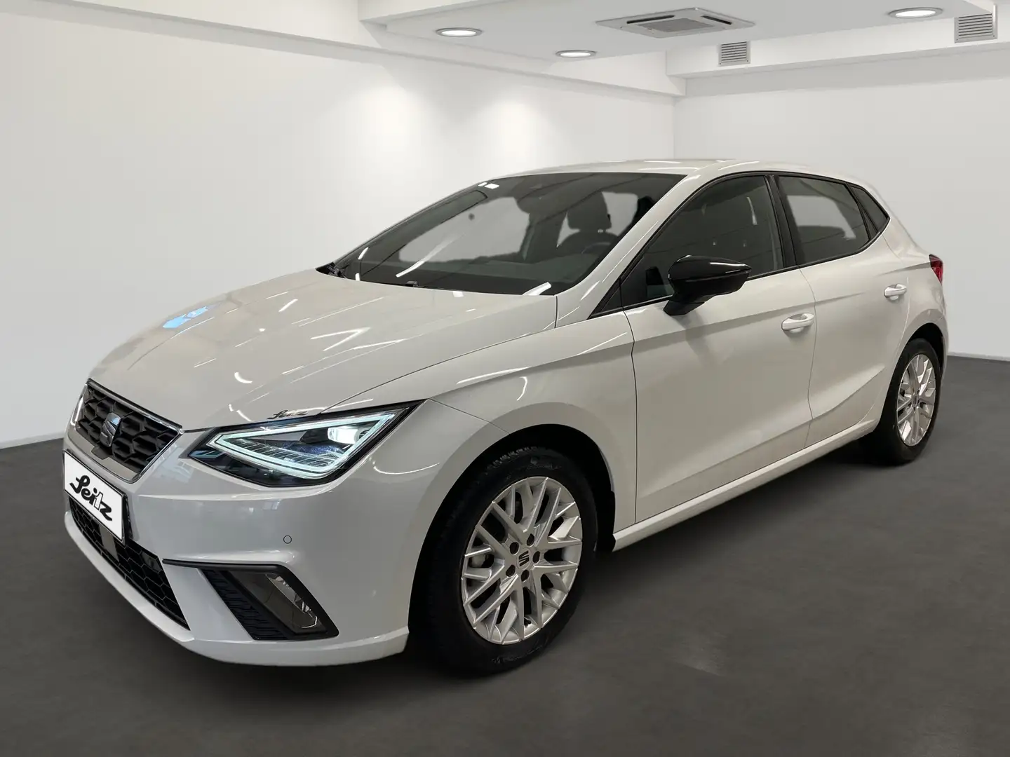SEAT Ibiza FR 1.0 TSI DSG FR *LED*KAMERA*SITZH* Weiß - 2