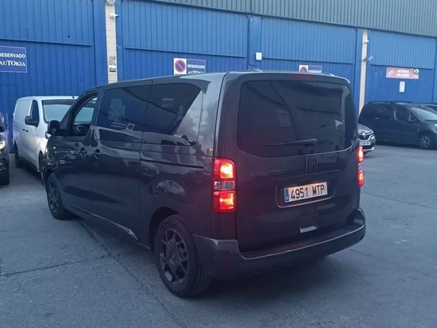 Fiat Ulysse Lounge M BlueHDi 2.0L 180 CV AT8 Gris - 2