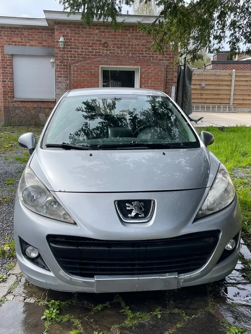 Peugeot 207 1.4 HDi Access Zilver - 2