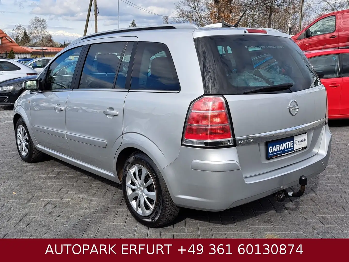Opel Zafira B Edition 7-Sitzer*Klima*Temp*Navi*Phone Stříbrná - 2