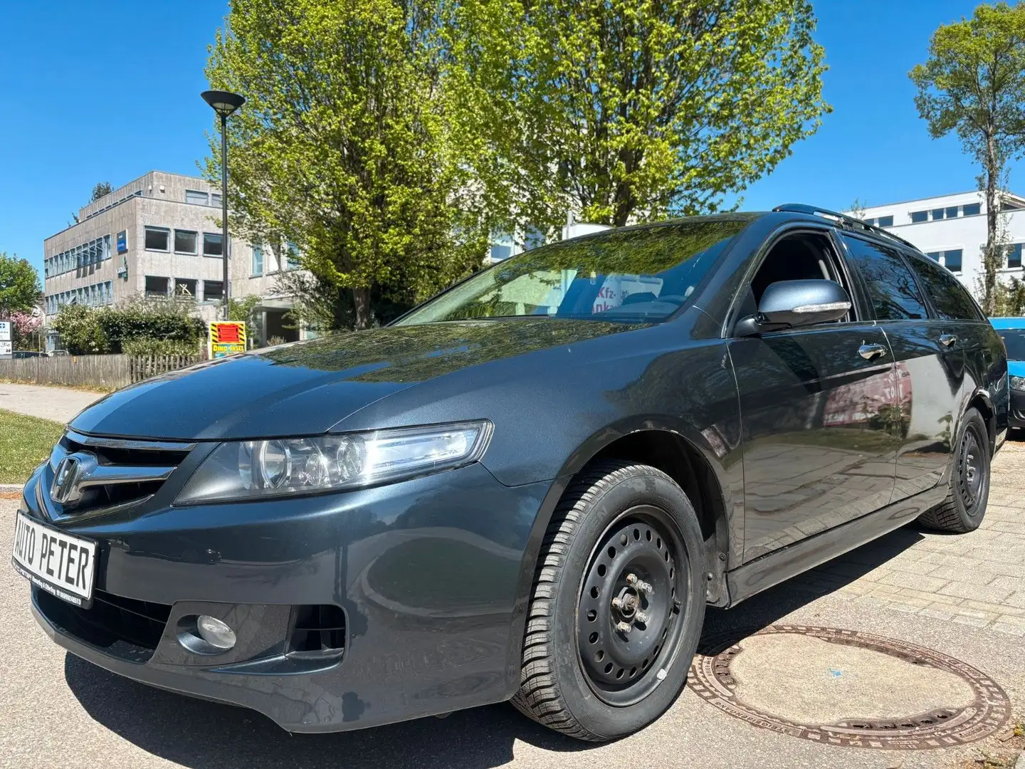 Honda Accord Tourer 2.2 i-CTDi Sport Grau - 1