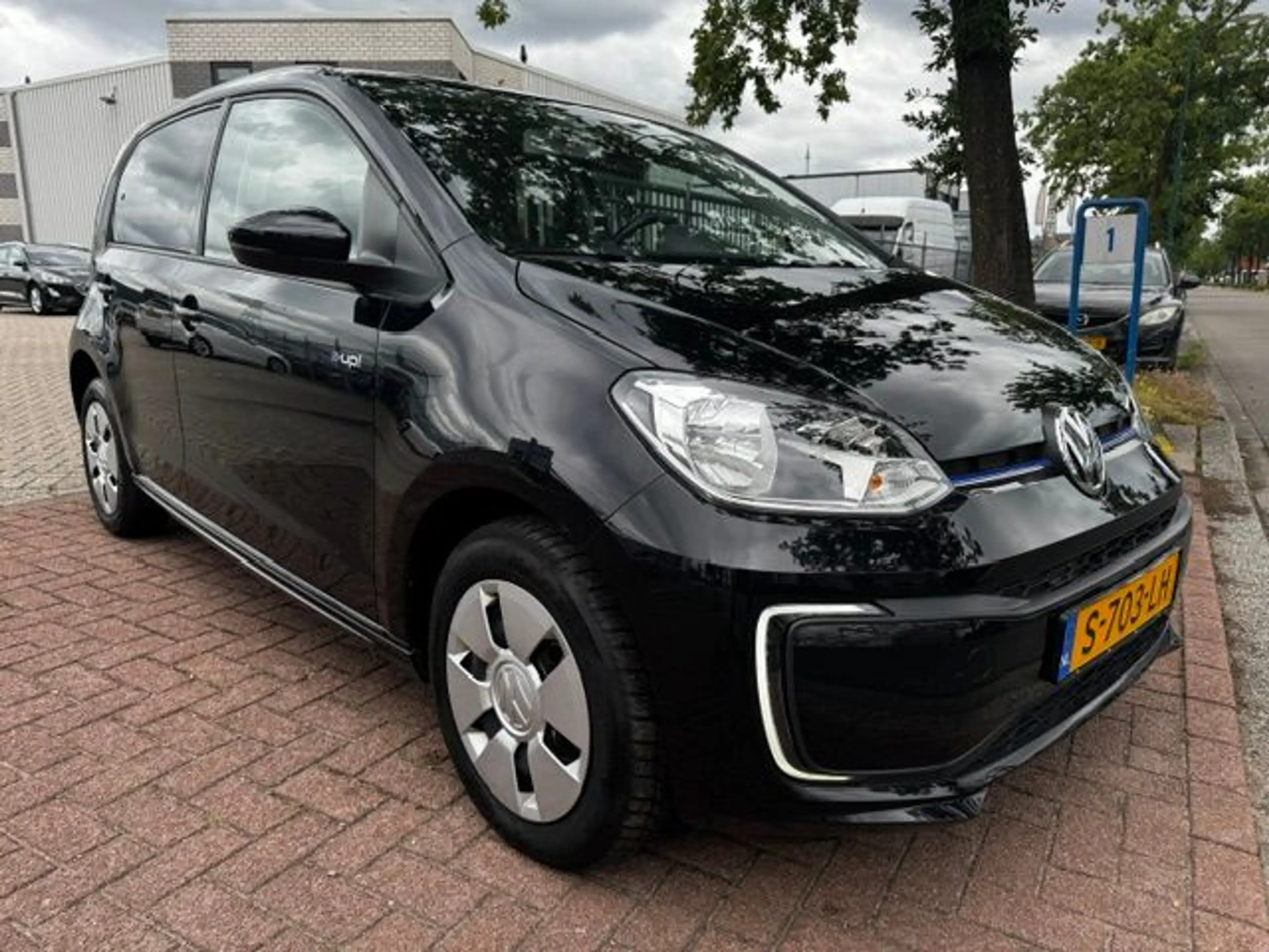 Volkswagen e-up! e-up! Airco/ECC,Navigatie,Stoelverwarming