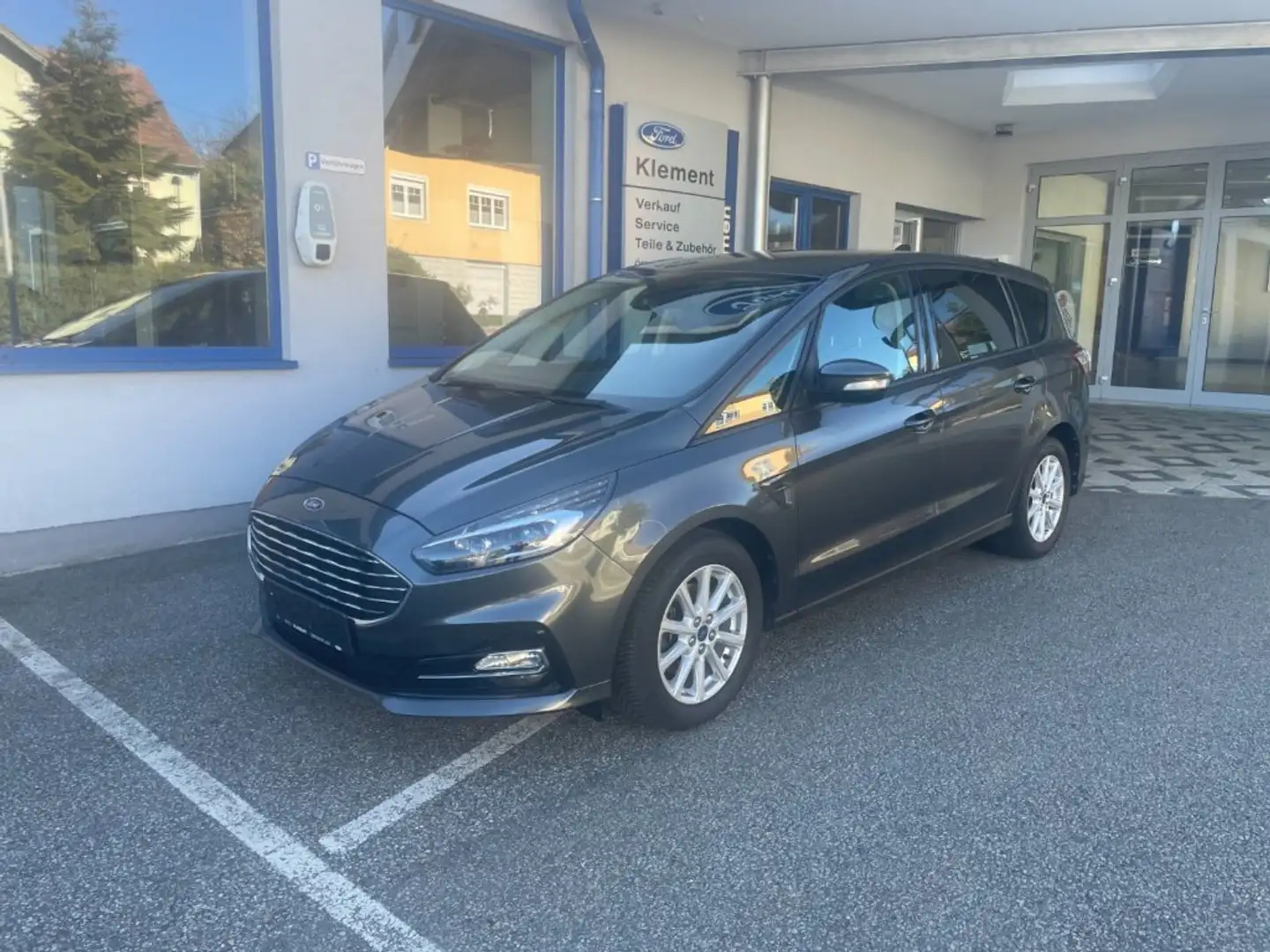 Ford S-Max Trend 2.0 Ecoblue Grau - 1
