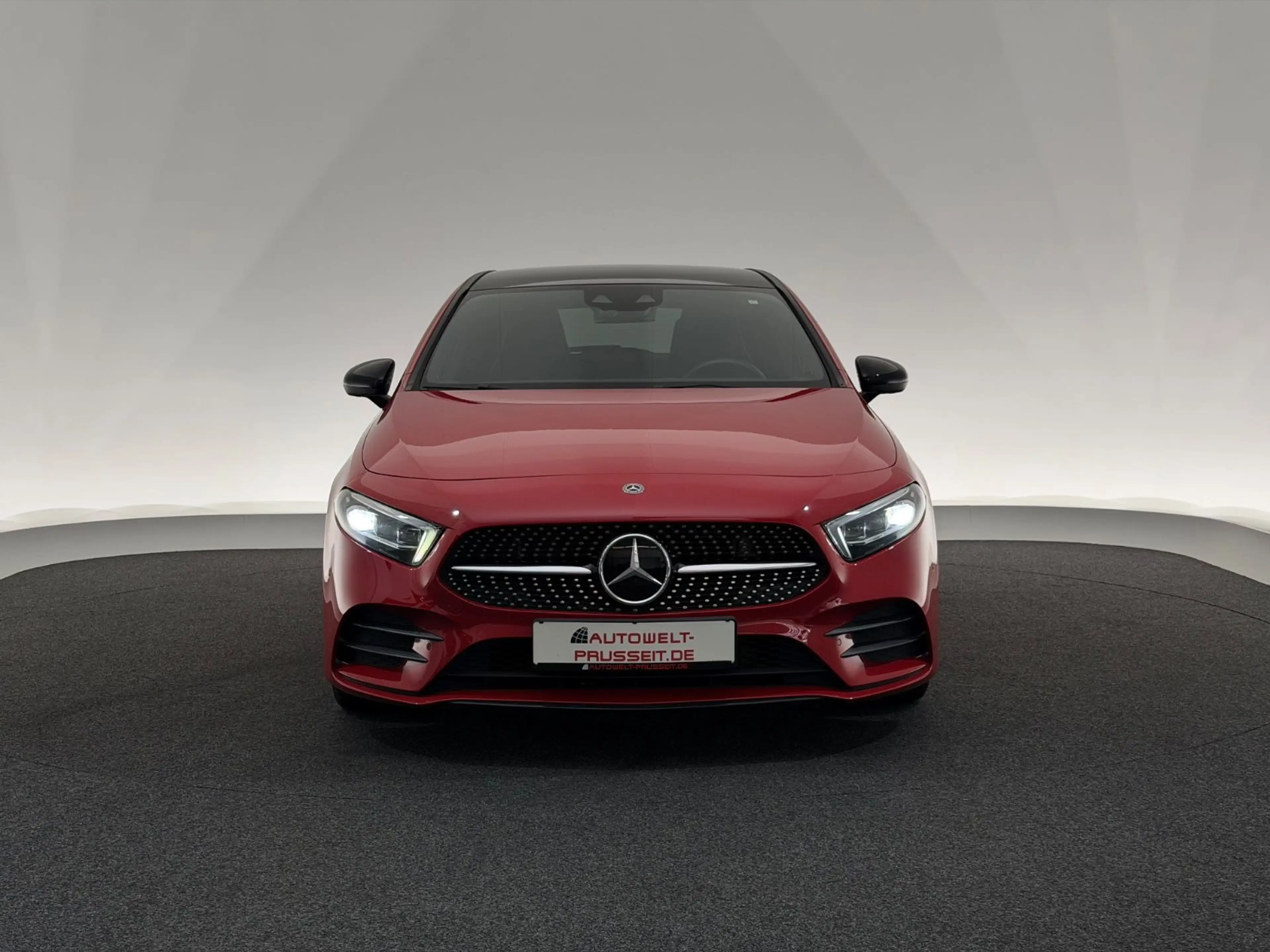 Mercedes-Benz A 250 4Matic*AMG LINE*NIGHT-MULTIBEAM-BURMESTER — photo 2