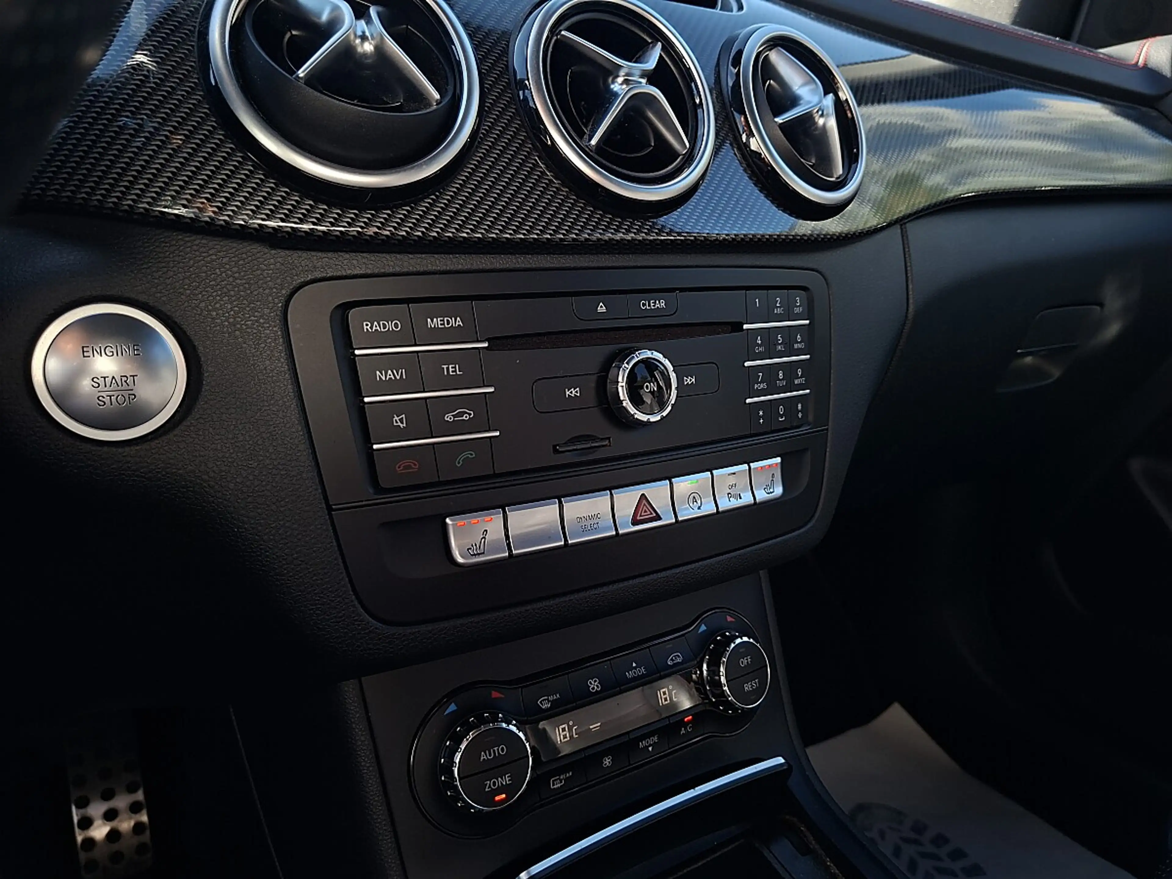 Mercedes-Benz B 200 CDI d AMG Line — photo 11