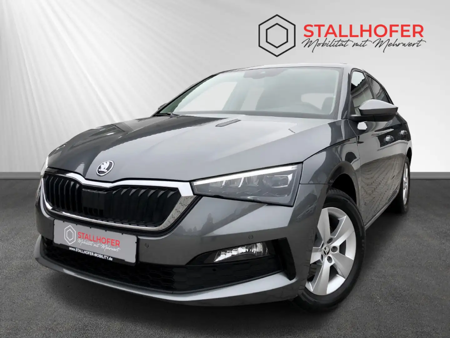 Skoda Scala Style NAVI PDC Kamera Alu SHZ Kessy V-LED Grigio - 1