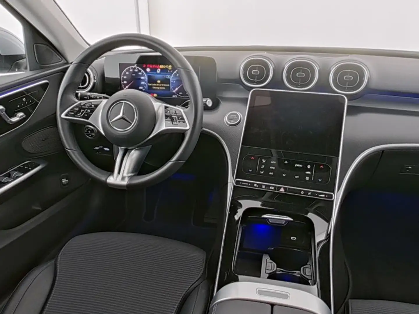 Mercedes-Benz C 220 d 4M T +MBUX+Avantgarde+Navi+AHK+Cam+STH Silber - 2