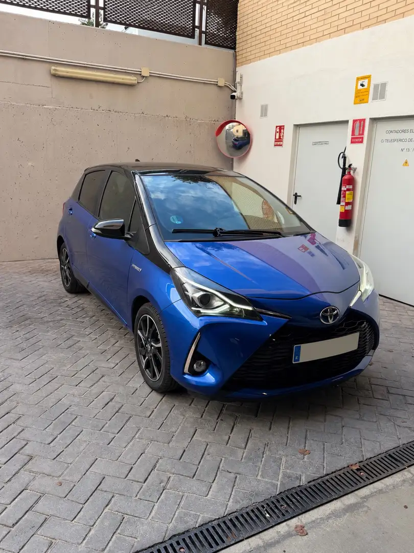 Toyota Yaris 100H 1.5 Active - 1