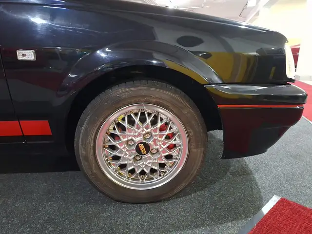 Volkswagen Polo view 9
