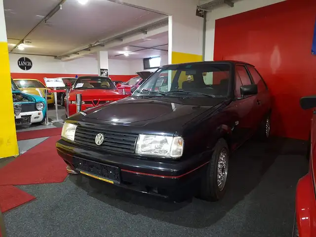 Volkswagen Polo view 7