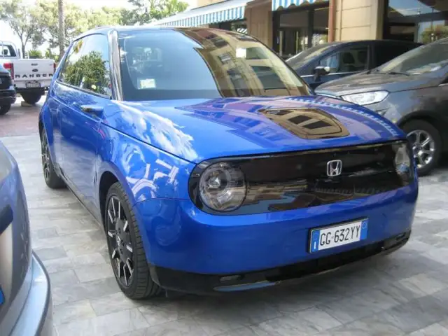 Honda e ADVANCED 17