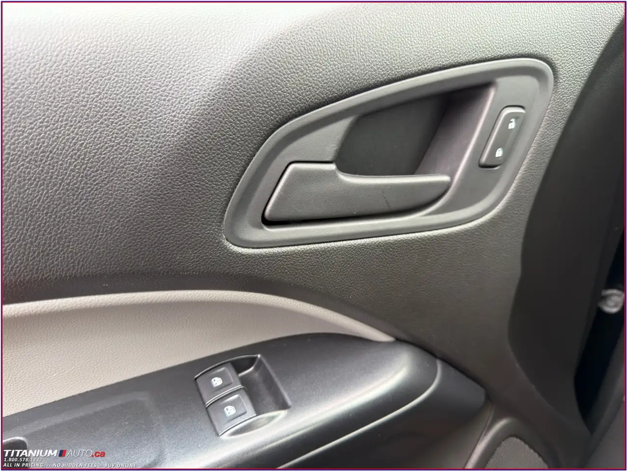 GMC Canyon photo GMC Canyon