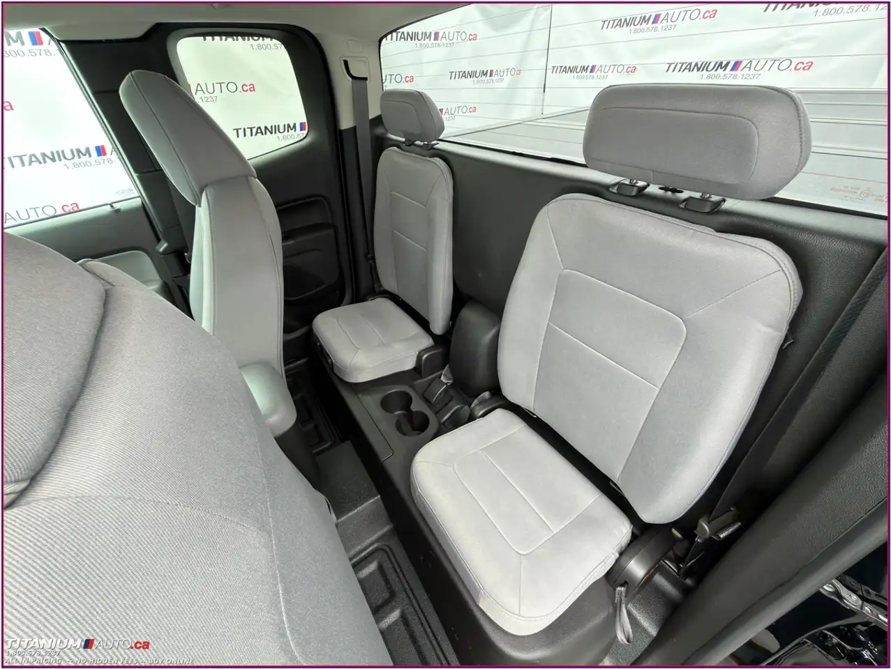 GMC Canyon photo GMC Canyon