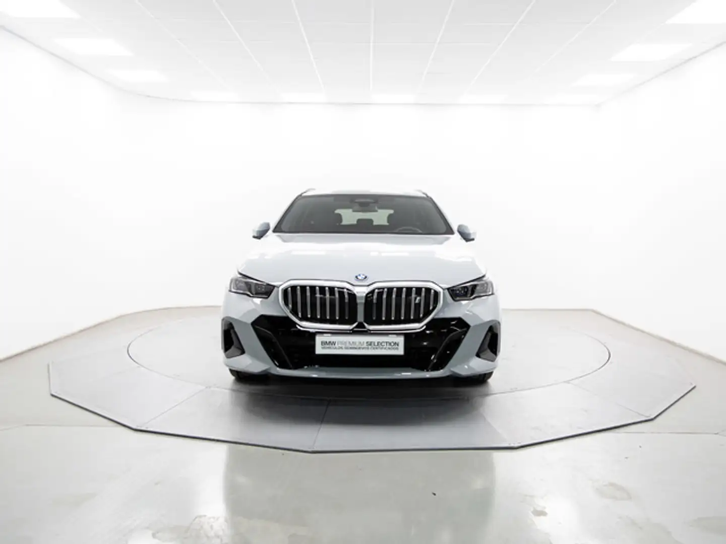 BMW i5 Touring eDrive40 Gris - 2