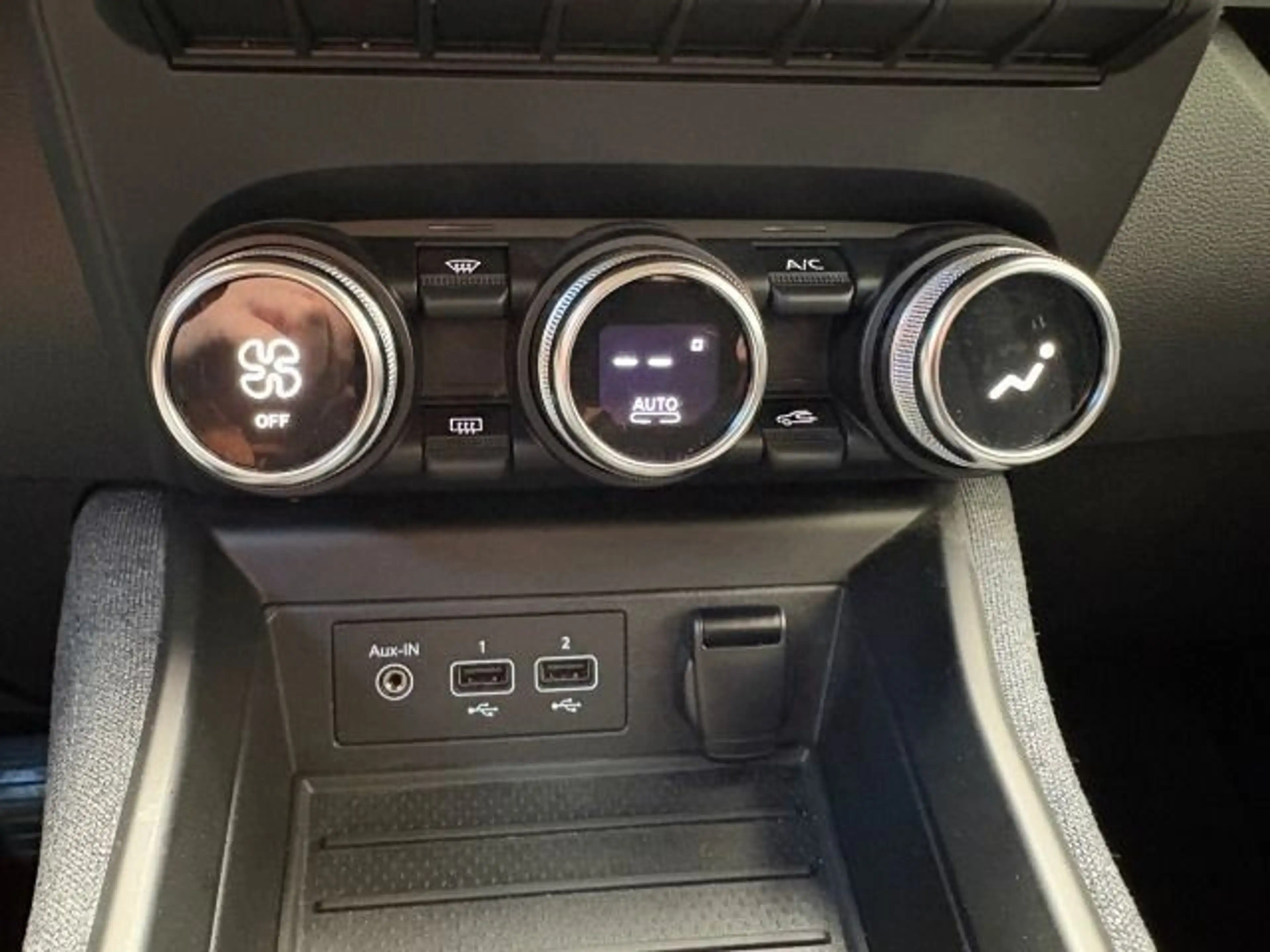 Renault ZOE Zoe R110 Evolution R110 EV50 — photo 17