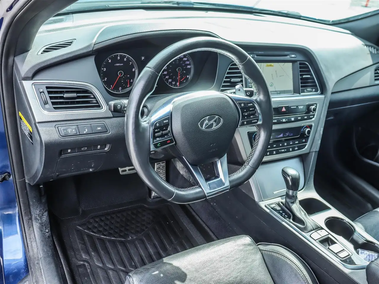 Hyundai SONATA photo Hyundai SONATA