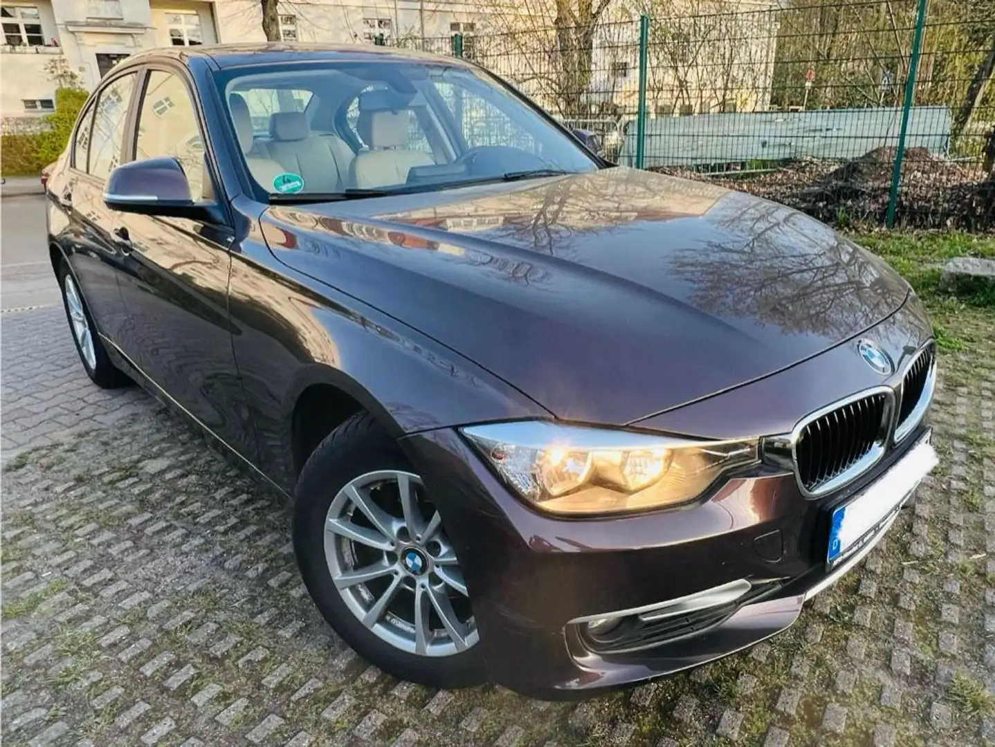 BMW 316 316i Braun - 2