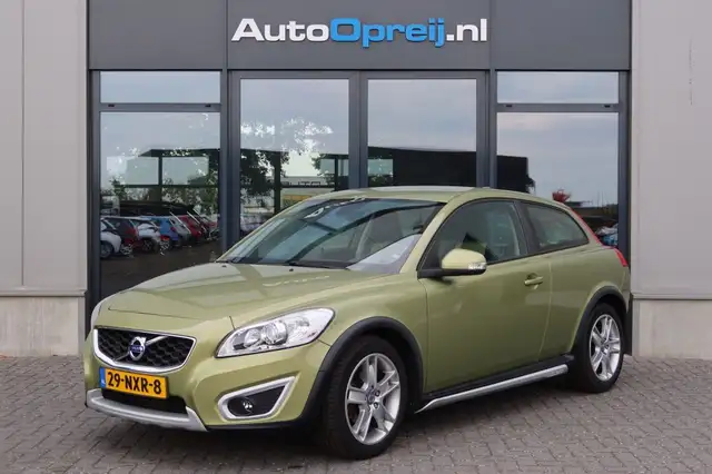 Volvo C30 1.6 Momentum NAVI, Airco, Leder bekleding, Dealer