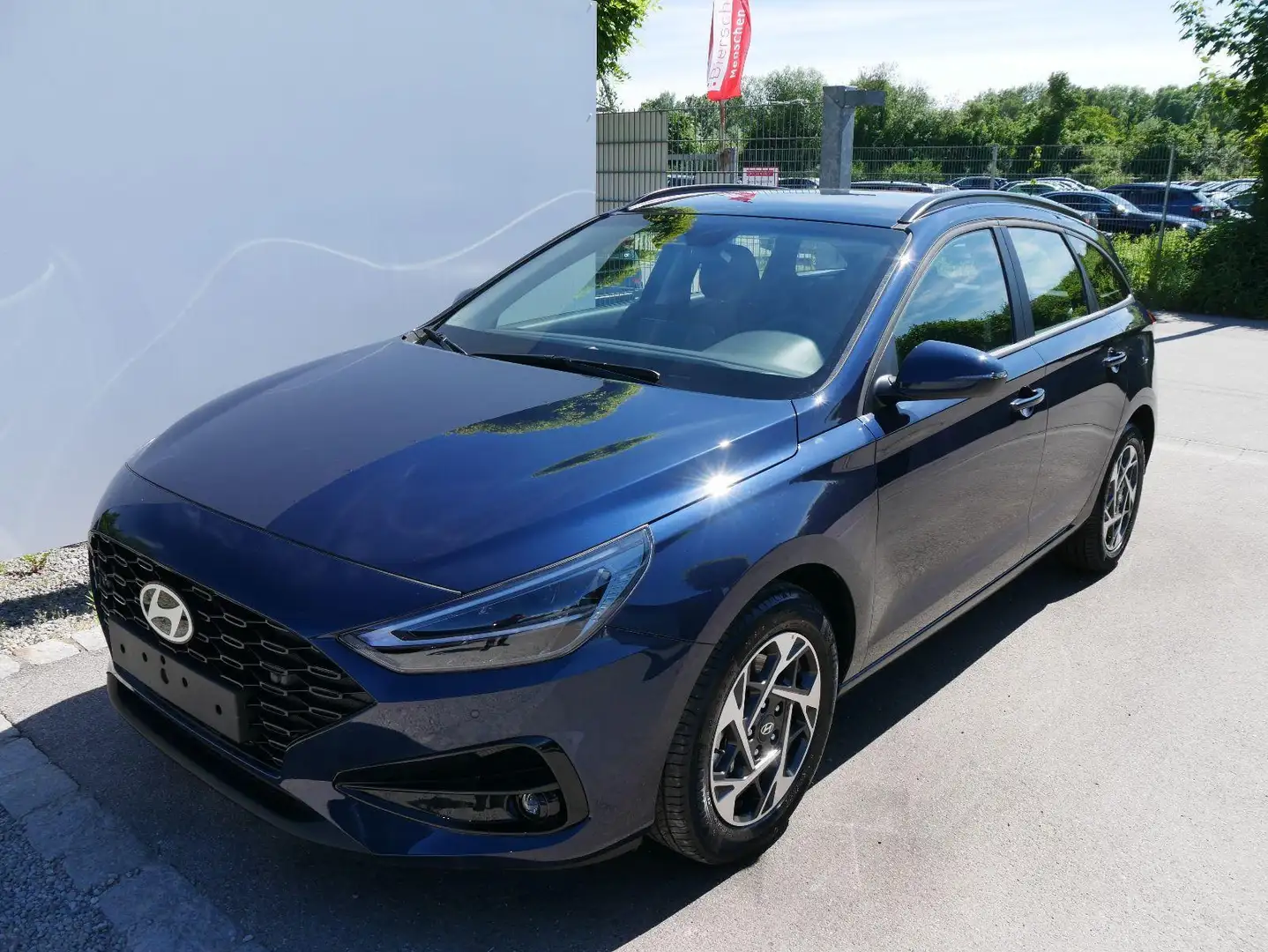 Hyundai i30 Kombi i30cw GO 1.0 T-GDi*NAVI*PDC*KAMERA*LED*AC... Blau - 1