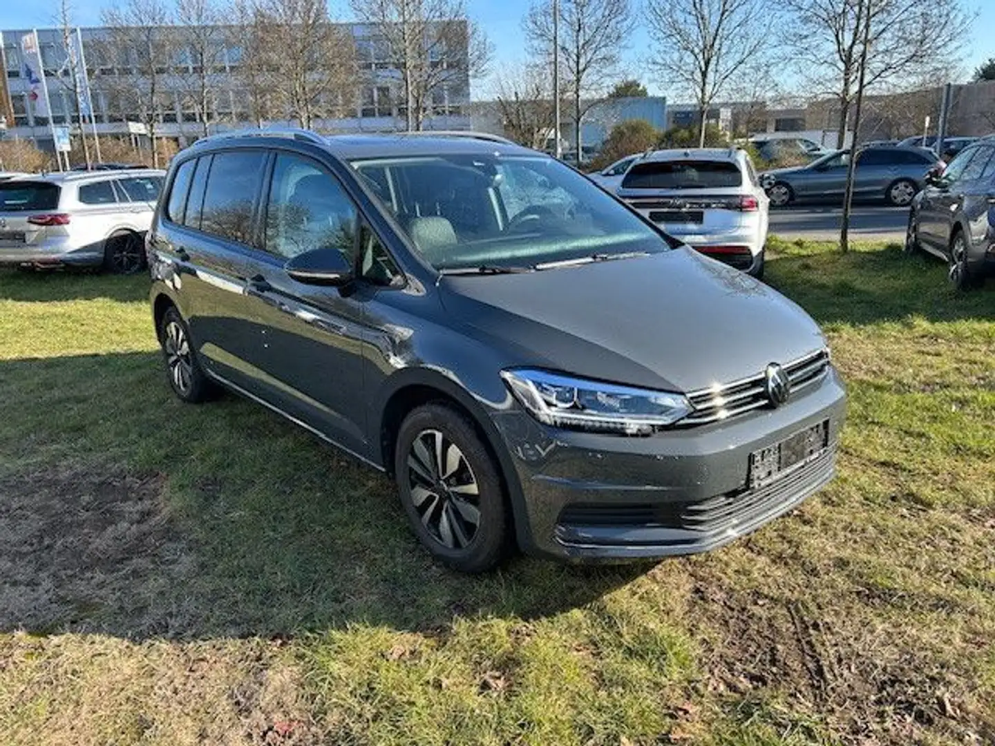 Volkswagen Touran Move 1,5l TSI DSG AHK, 7-Sitzer Gris - 1
