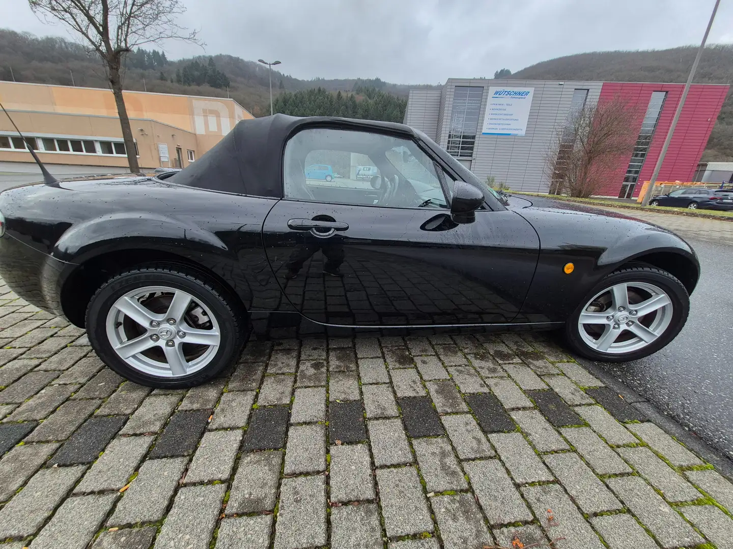 Mazda MX-5 MX-5 1.8 MZR Emotion Schwarz - 2