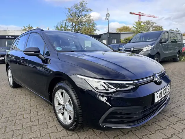 Volkswagen Golf Life 1.5 eTSI DSG /Navi/Winterp/TOP