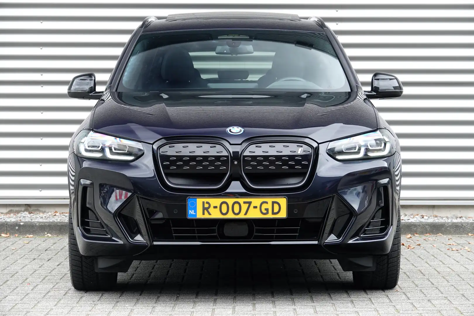 BMW iX3 High Executive 80 kWh M-Sport OVERNAME LEASECONTRA Noir - 2